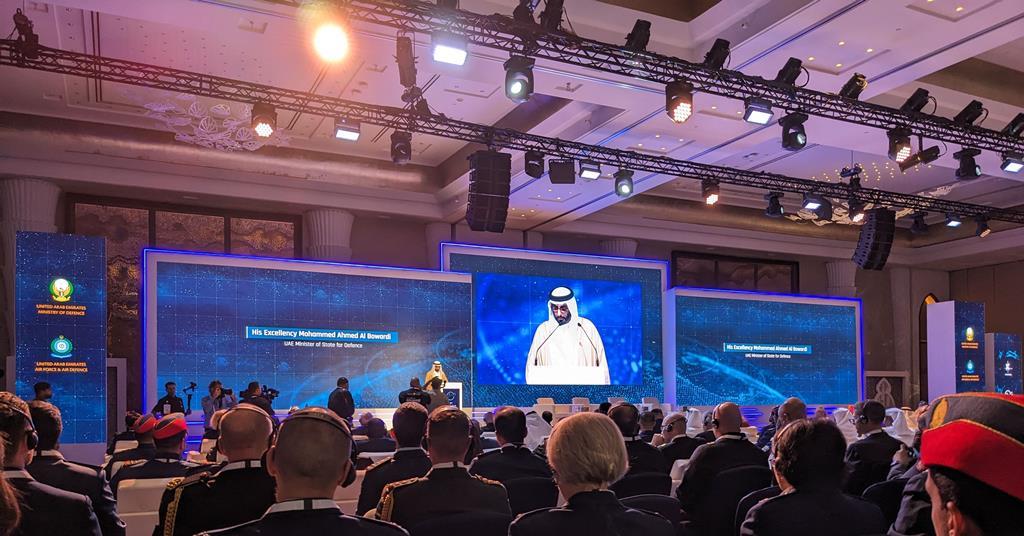 Les chefs de l'armée de l'air font face à l'ère de l'IA et des perturbations technologiques


