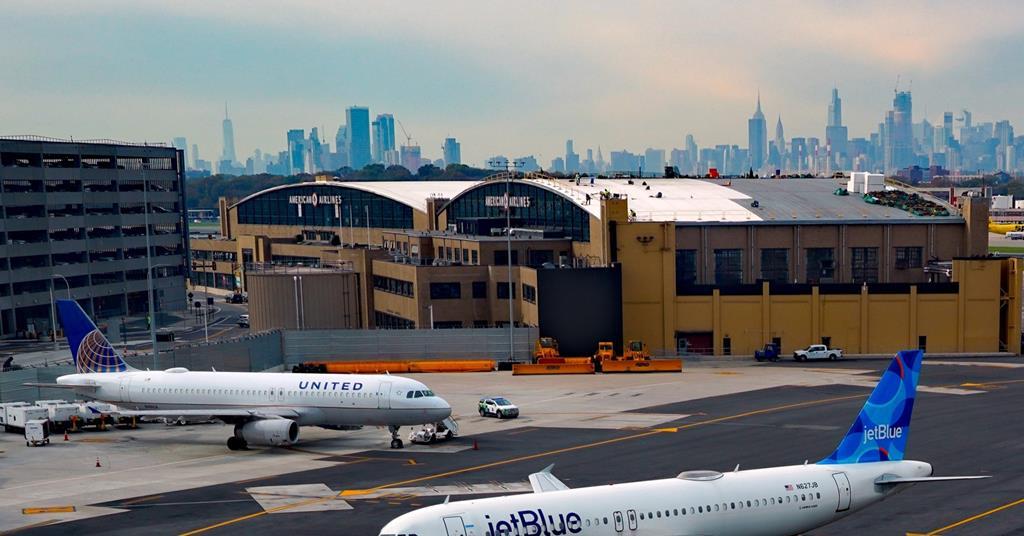 United et JetBlue lancent la collaboration «Blue Sky» pour couvrir les machines à sous aéroportuaire et les programmes de fidélité


