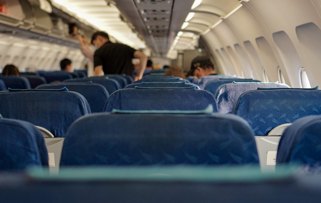 Débouchage des toilettes dans les avions : une opération invisible mais cruciale