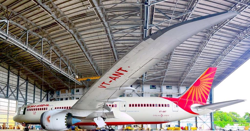 Air India commence une mise à niveau de la flotte de 400 millions de dollars avec la première modernisation de cabine Boeing 787 en Californie