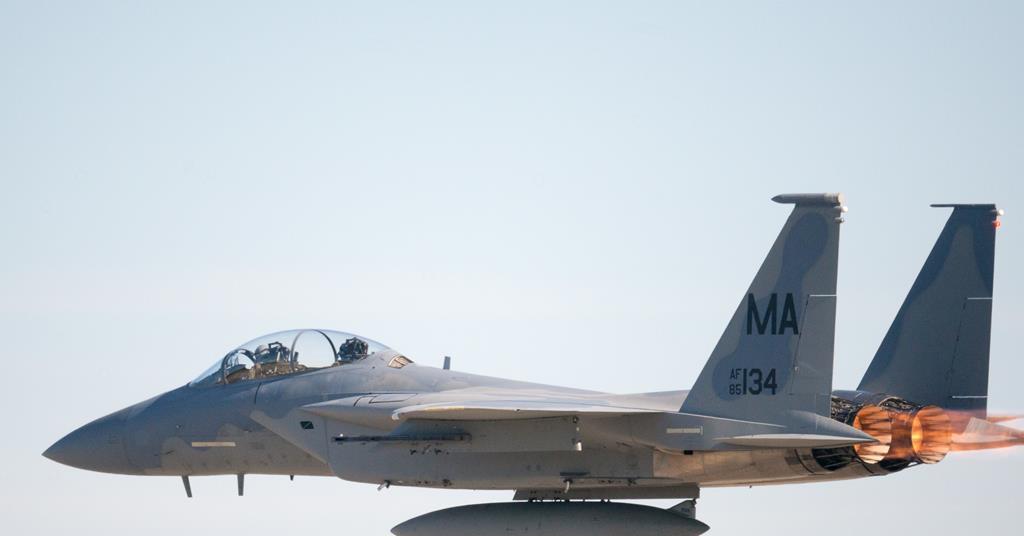 Le passager arrière s'éjecte accidentellement de nous F-15d pendant le taxi