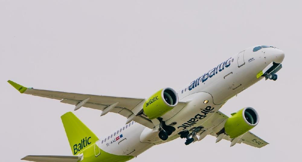 Lufthansa complète les investissements baltes aériens alors que le transporteur letton attend l'introduction en bourse