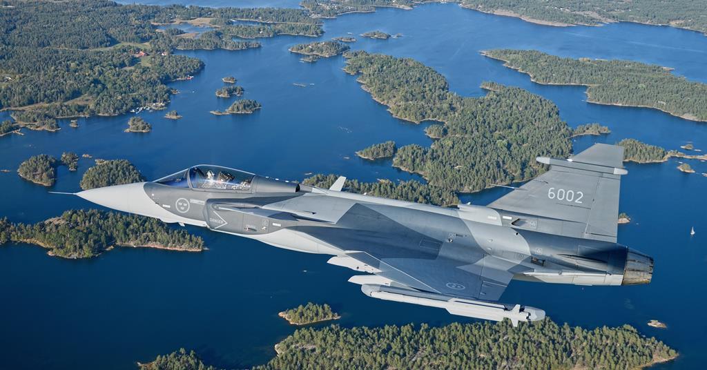 Les ministres péruviens discutent de l'acquisition de Gripen lors de la visite officielle en Suède