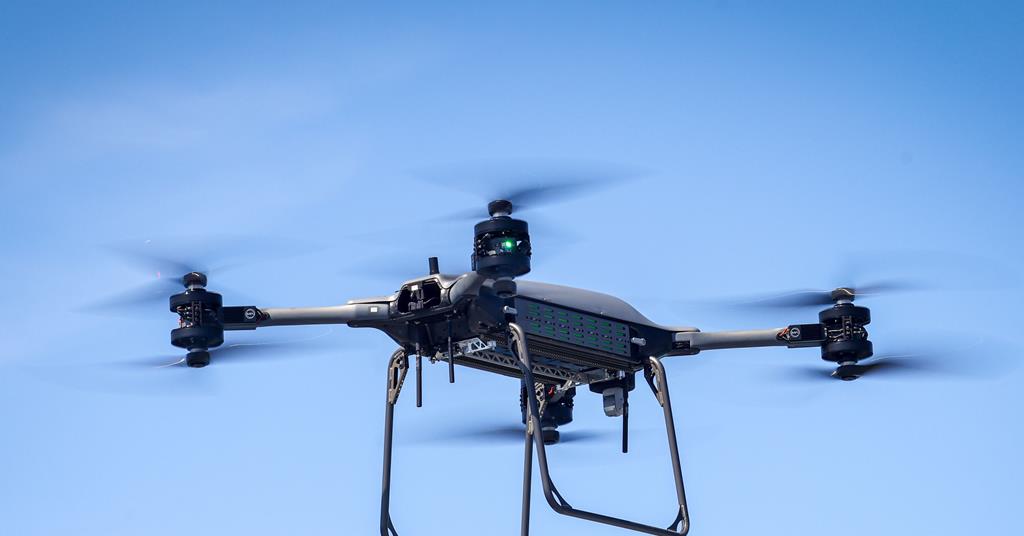 UK Royal Navy fait ses débuts au navire de guerre en utilisant le drone Malloy T-150