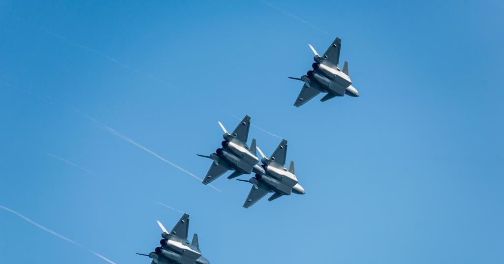 Le commandant des Forces aériennes du Pacifique dit que les États-Unis «non dissuadés» par le plus grand affichage de matériel militaire de la Chine