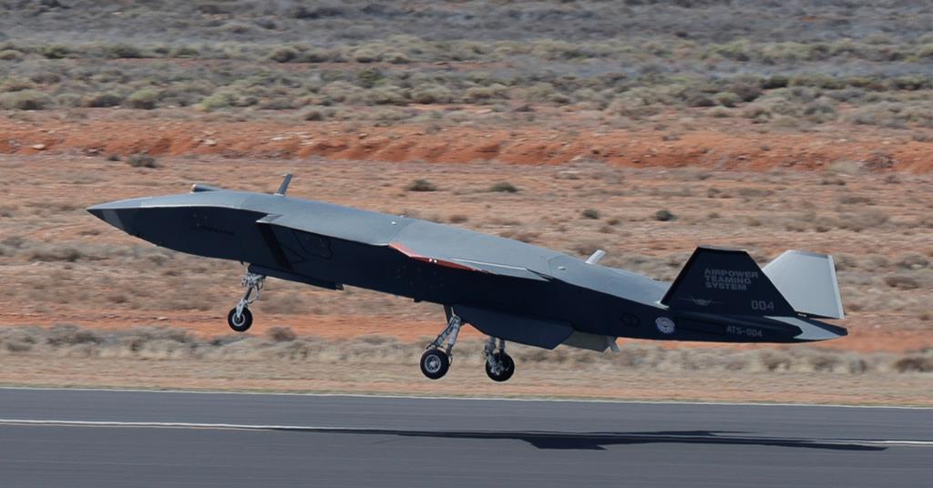 Le drone de combat Boeing MQ-28 Ghost Bat présente des capacités à la gamme de tests australiens