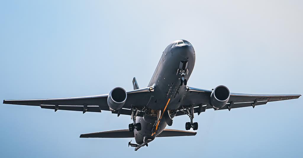 Les législateurs américains cherchent à limiter les achats de KC-46 et à étendre le service KC-135 au milieu des problèmes d'ingénierie