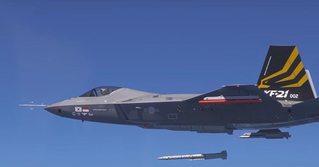La Corée du Sud confirme le développement d'armes à air indigène pour le combattant KF-21 malgré les achats initiaux à l'étranger
