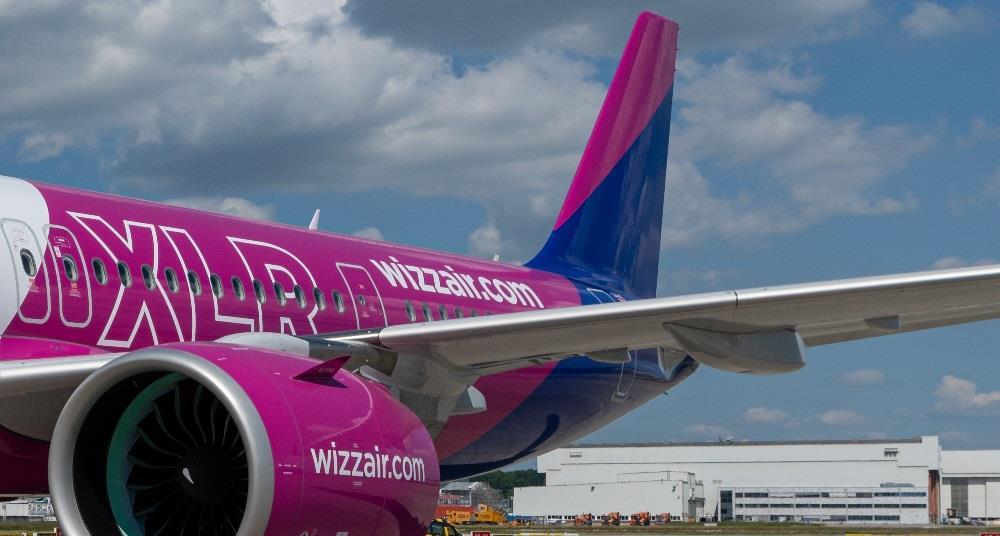 Le premier A321XLR de Wizz Air souffre de la queue-frappe pendant Prague Landing