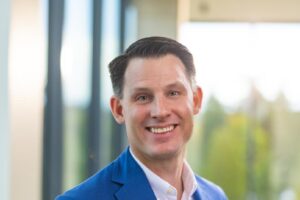 Alaska Air Shuffles Leadership avec la Nouvelle-Alaska Coo et Horizon PDG