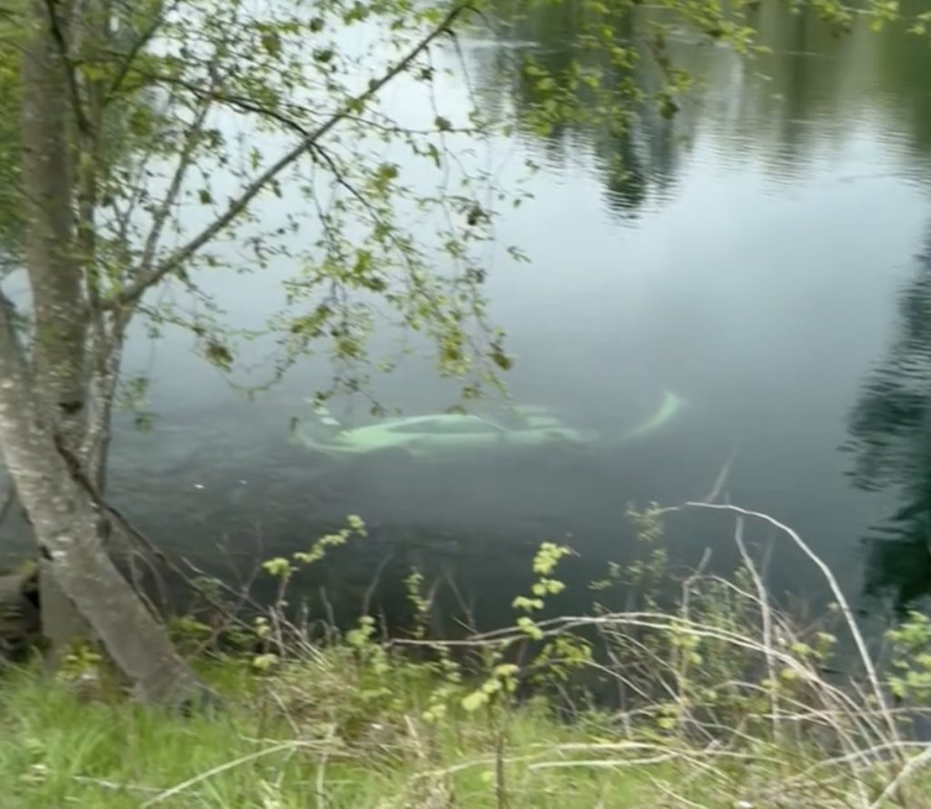 Sous l’eau : le tout nouveau Porsche 911 GT3 RS