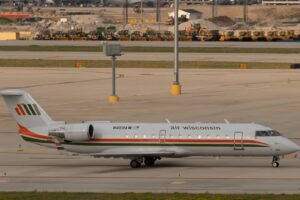 MHI RJ ne voit aucun besoin imminent de remplacer des jets de 50 places, prédit 15 ans de service supplémentaires