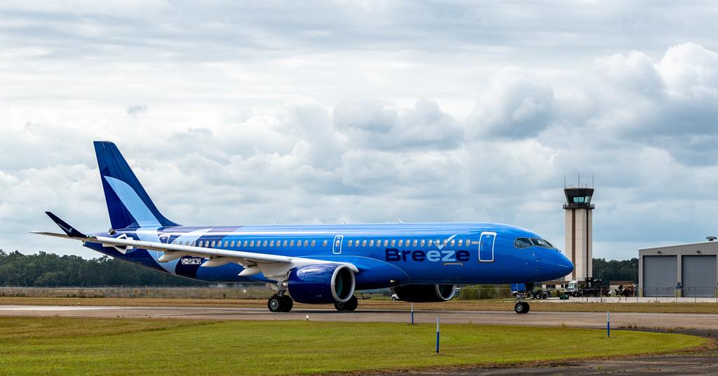 Le chef de Breeze Airways, David Neeleman, envisage une flotte allant jusqu'à 400 avions


