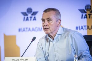 Les retards dans la chaîne d’approvisionnement ajoutent 11 milliards de dollars aux coûts des compagnies aériennes cette année, selon l’IATA