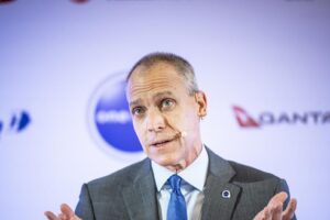 Nat Pieper quitte son poste de chef de Oneworld et rejoint American en tant que CCO