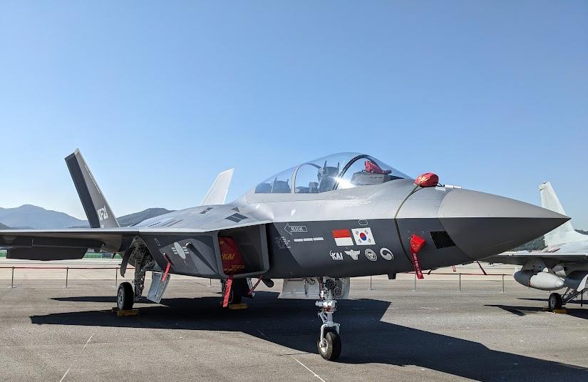 KAI poursuit la première vente internationale du KF-21 tout en développant une variante monoplace du FA-50 et des concepts de transport tactique