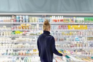 Ce yaourt culte, adoré de tous, est déconseillé par les diététiciens : découvrez la vérité qui dérange