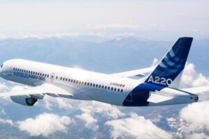 Airbus réduit ses objectifs de production de l’A220 en raison de considérations liées à l’offre et à la demande