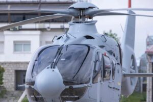Les forces armées espagnoles intègrent avec succès des petits drones aux hélicoptères H135 de la marine et NH90 de l’armée lors d’essais