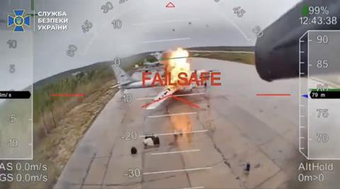 Attaque de toile d'araignée