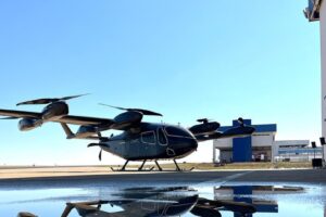 Eve opte pour deux fournisseurs de moteurs pour la version de production d’un taxi aérien électrique