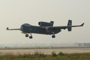 L&rsquo;AVIC chinois achève le premier vol du drone « porte-essaim » Jetank