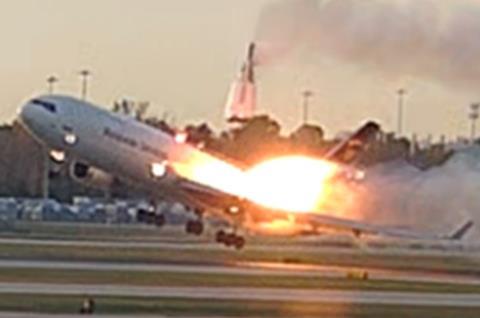 Séparation du moteur UPS-c-NTSB