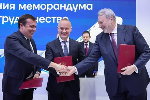 Accord S7 Tu-214-c-United Aircraft