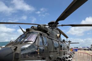 Airbus et Singapour saluent le succès de leur collaboration avec équipage et sans équipage après les essais du H225M et du Flexrotor