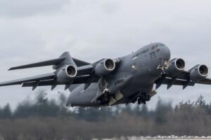 Boeing va moderniser le poste de pilotage du C-17 avec une architecture ouverte dans le cadre d&rsquo;un contrat de 266 millions de dollars avec l&rsquo;US Air Force