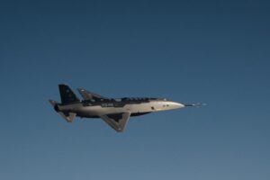 L&rsquo;US Air Force confirme la décision concernant les chasseurs autonomes cette année alors que Shield AI et Collins se battent pour un contrat de logiciel de mission