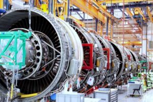 La vigueur du marché secondaire fait grimper les bénéfices de Rolls-Royce dans le secteur aérospatial malgré la baisse des livraisons de moteurs