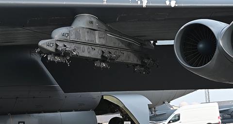Râtelier d'armes vide du B-52H après la sortie d'Epic Fury c US CENTCOM