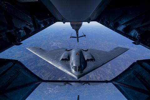B-2 ravitaillement en vol avec ravitailleur